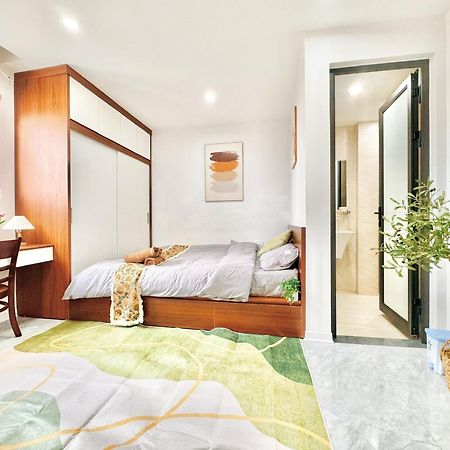 Modern & Comfy Apartment Hanoi Exterior foto